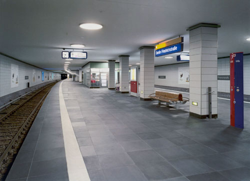 Bahnhof Friedrichstraße, 